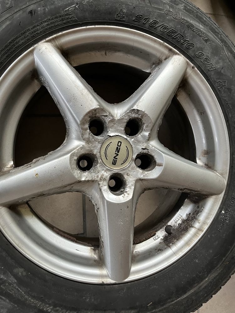 Opony zimowe Goodride  snowmaster 215/65R16 98H i felgi ENZO Kia sport