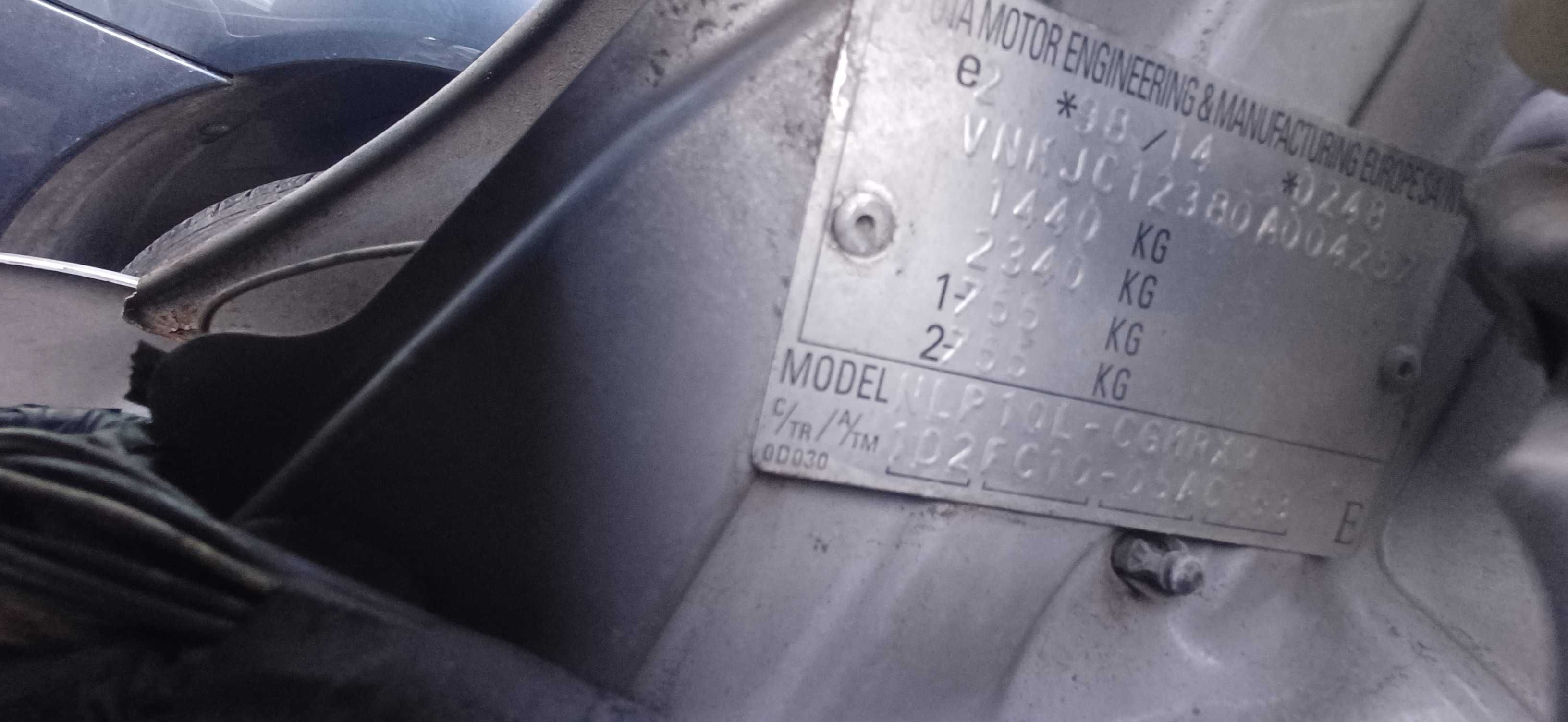 2002 Toyota Yaris I 1.4 D4D 75KM 1ND-TV kolor 1D2 Silnik części