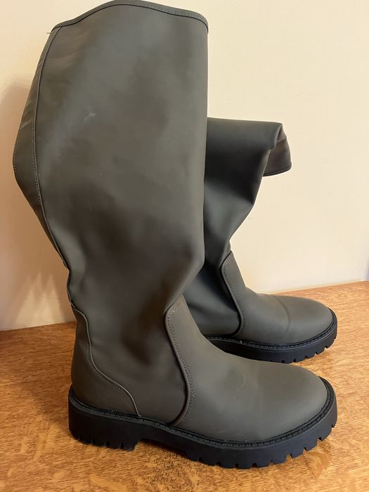 Сапоги труби sinsay