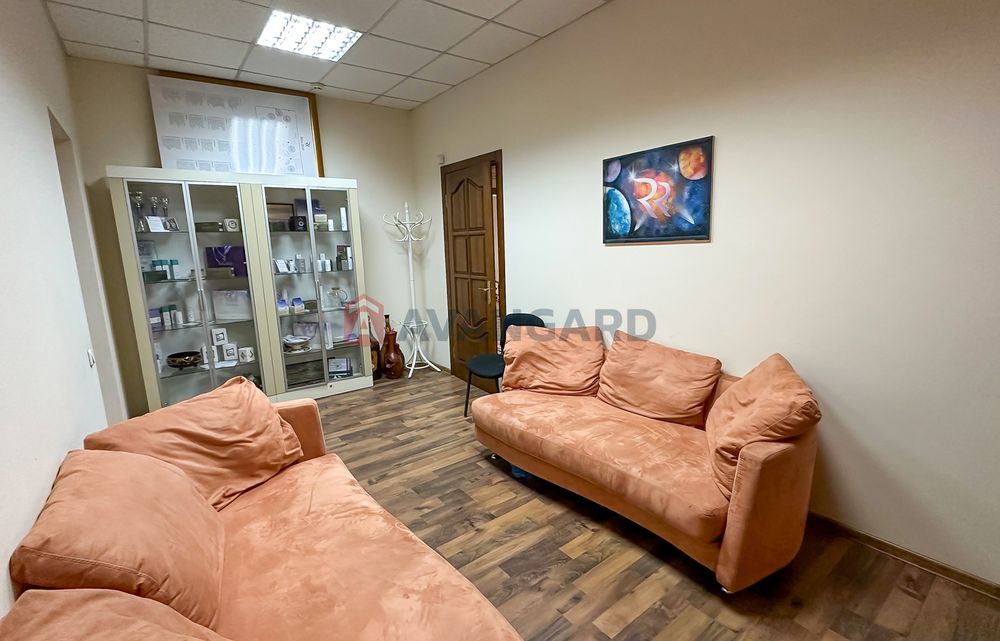 Продаж офісне приміщення 127 кв Центральний район міста