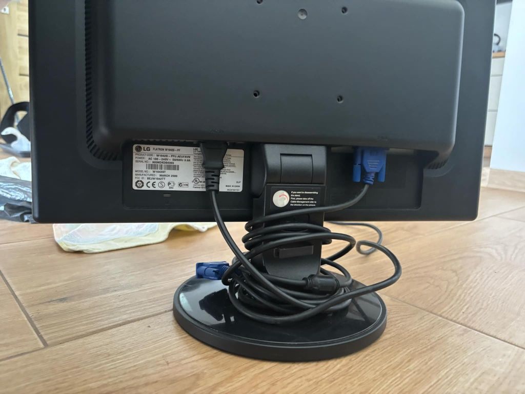 Monitor Lg flatron w194S -pf
