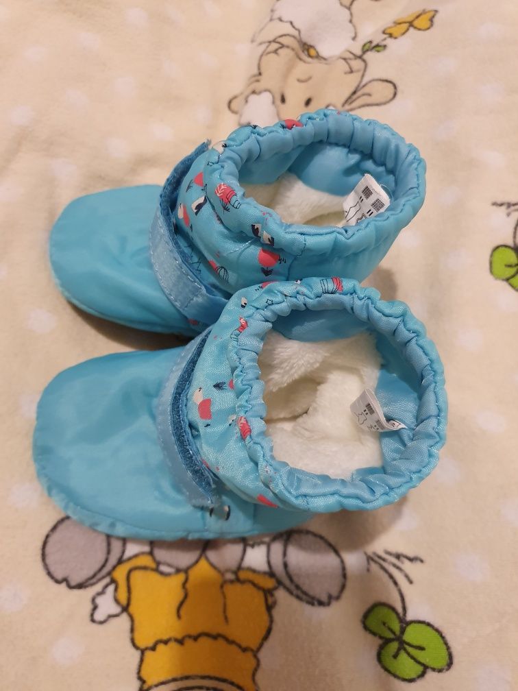 nowe, buciki niemowlece na zime z regulowanym zapieciem, wkladka 10cm