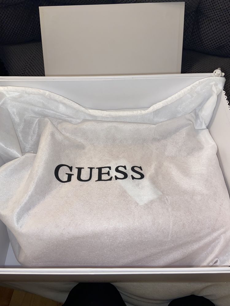 Torebka Guess nowa
