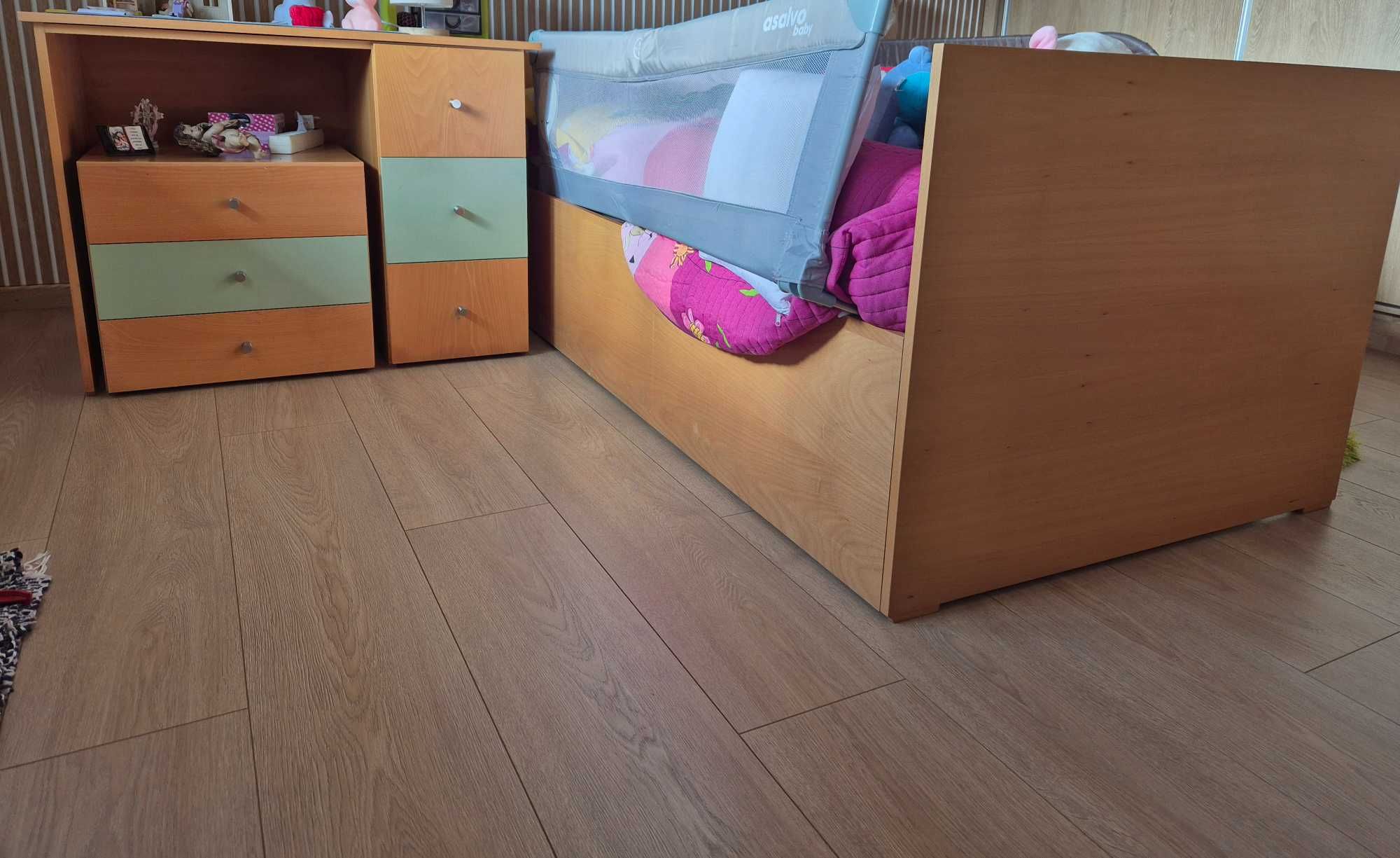Vendo mobília de quarto de Solteiro
