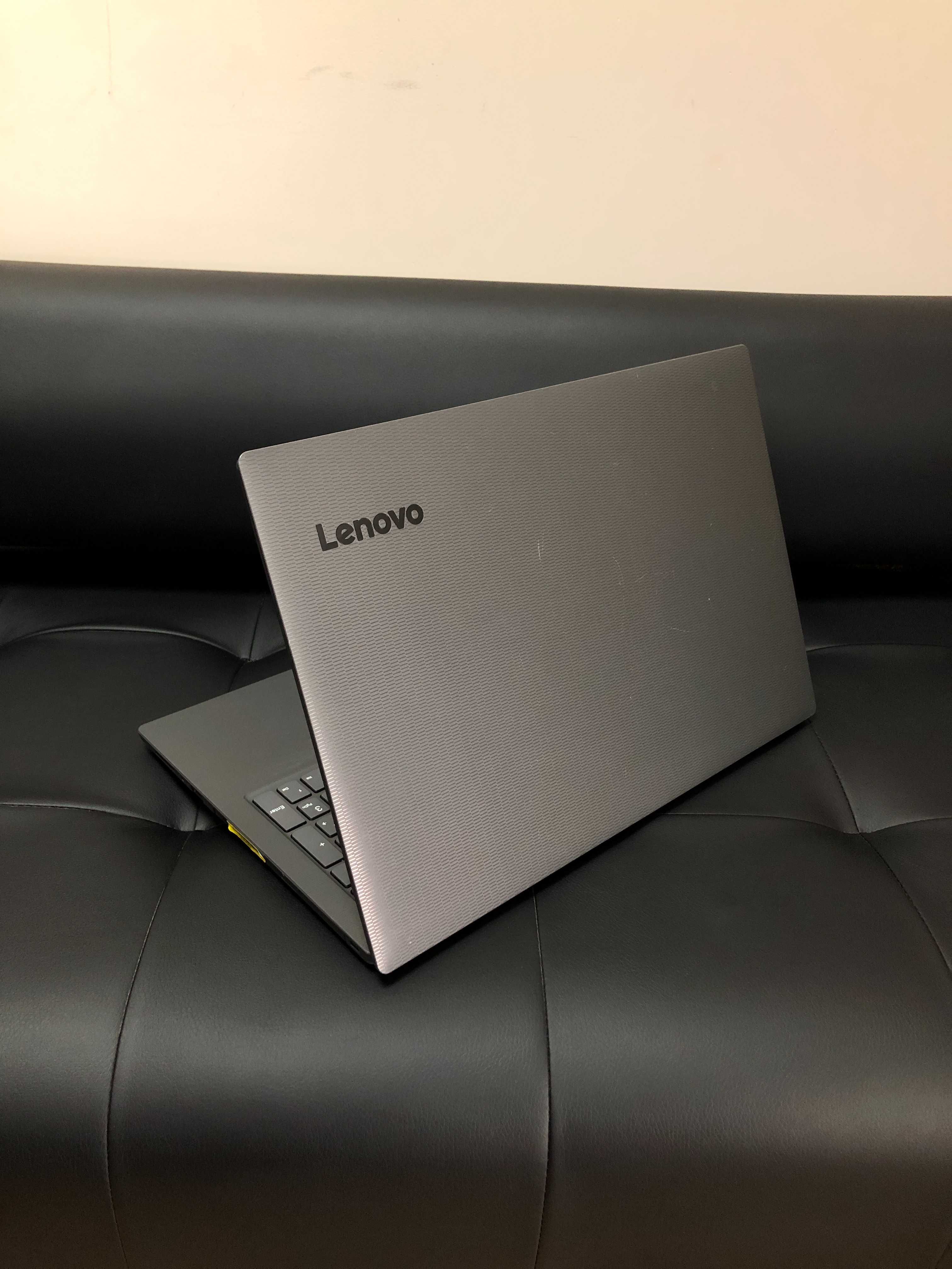 Ноутбук Lenovo V130-15IKB/15.5"FHD/i7-7500U/8GB/256GB/ГАРАНТІЯ