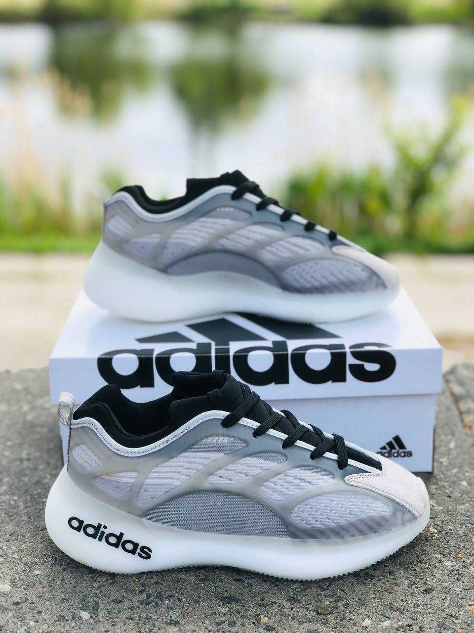 Стильные кроссовки Adidas мужские Black\White. Скидки! Кросівки Адідас