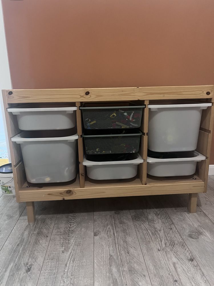 Trofast  regal ikea