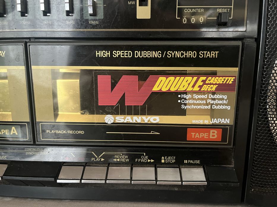 Магнітола- двухкасетний SANYO