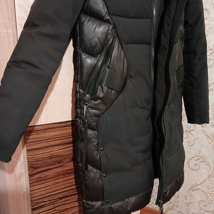 Продам женский пуховик