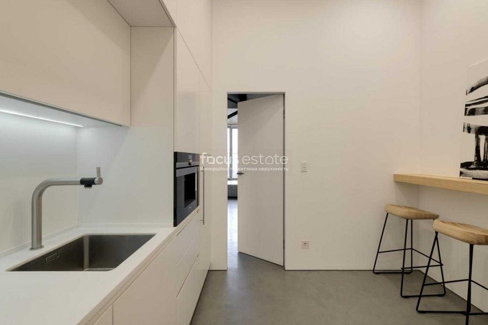 Оренда офісу/Центр Києва/ вул. Тургенєвська 46/11/Сучасний стиль