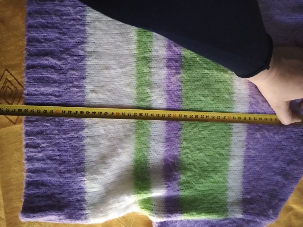 Sweter w paski liliowy