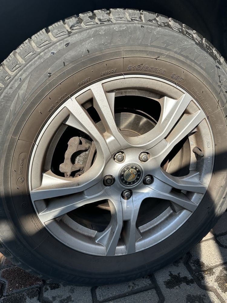 Koła Opel Mokka Astra felgi aluminiowe 16 cali 5x105 opony zimowe