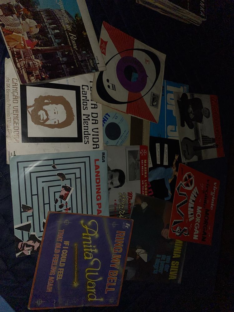 40 discos de vinil 20€