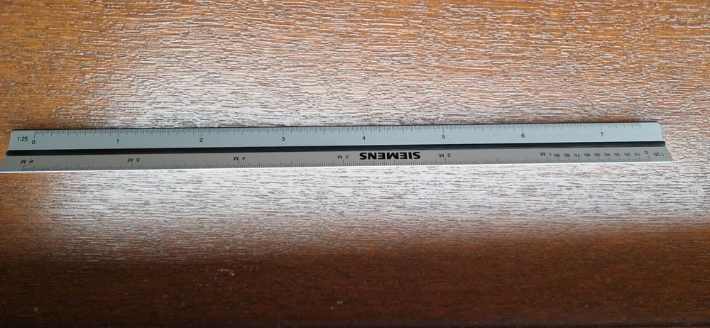 Linijka Siemens w opakowaniu