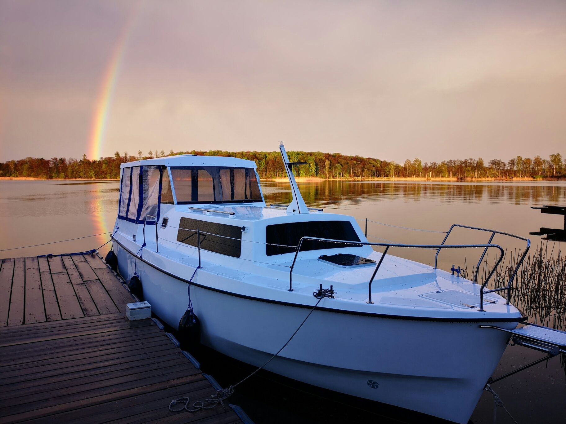 Wynajem Czarter Hausbot Jeziorak Ostróda Pętla Żuławska Mazury