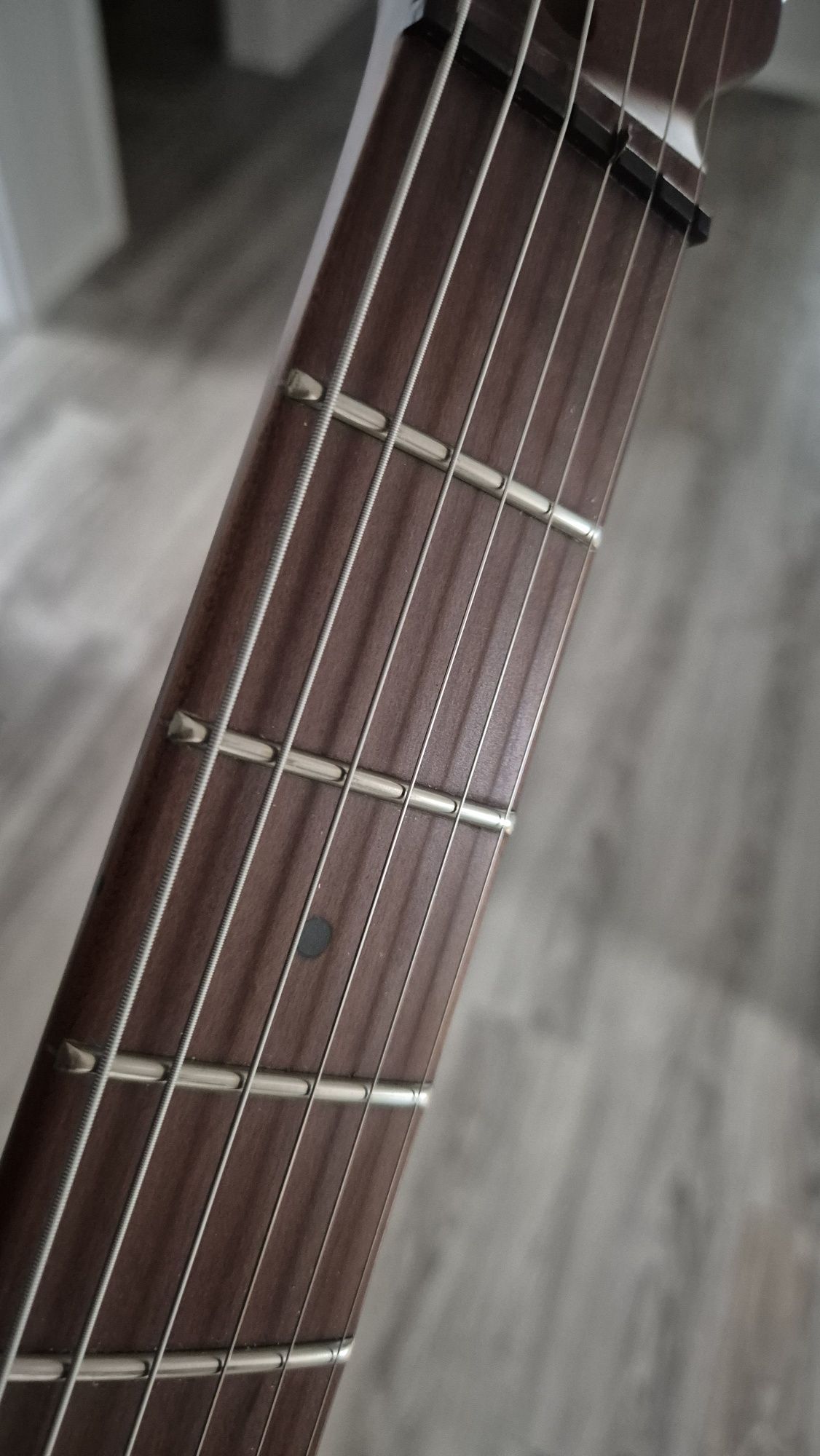 Chapman ML1 hybrid gitara elektryczna