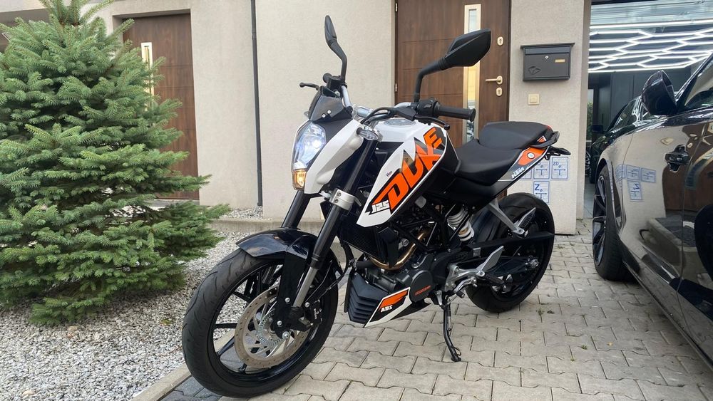 KTM Duke 125 (2014) – Idealny na A1,B Przebieg JEDYNIE 1790 km!