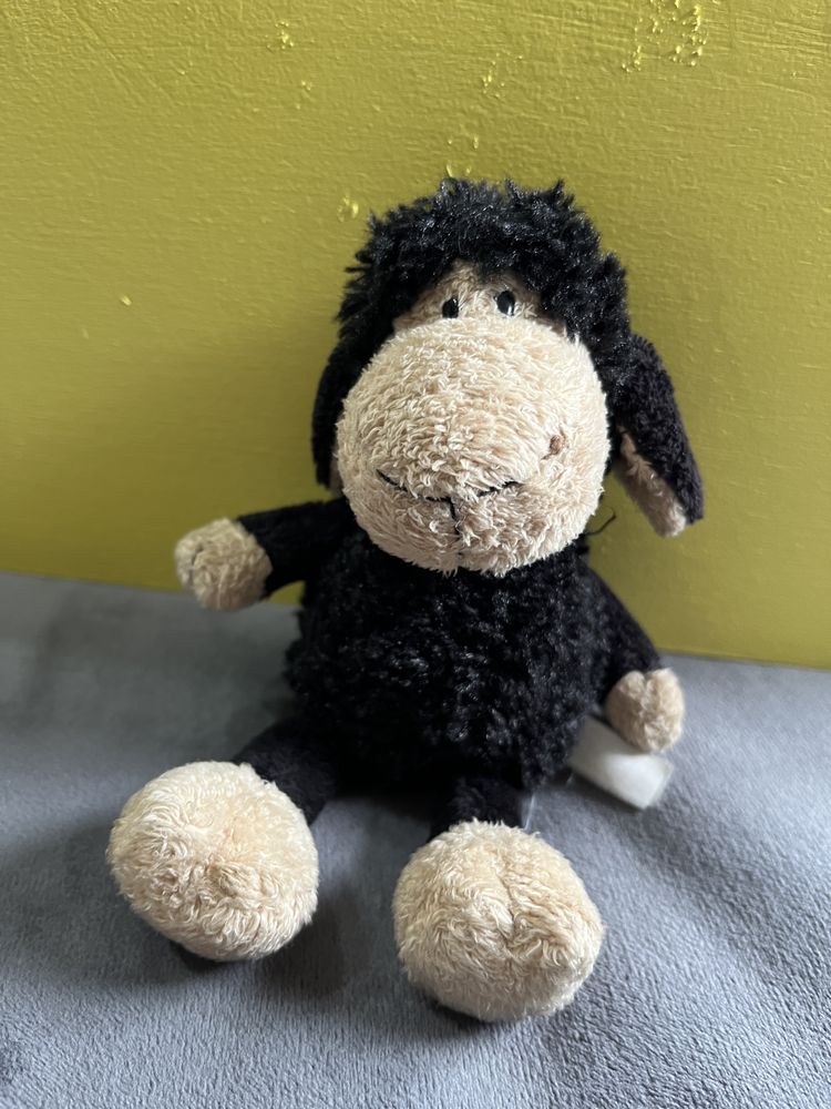Peluche preto pequeno