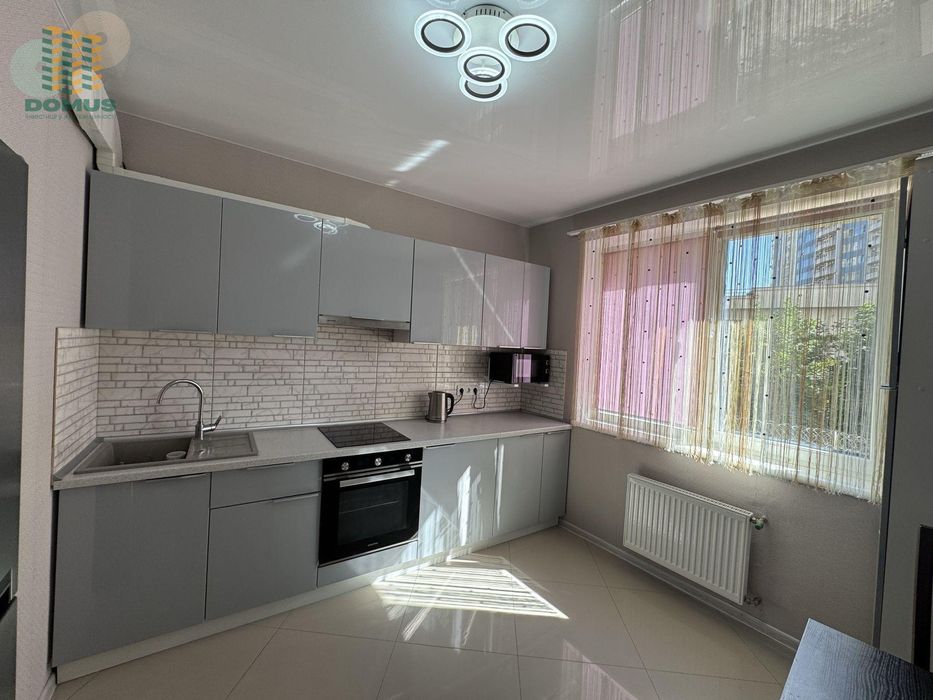 Продам 2 комн Аркадия! Кадорр! ЖК 42 Жемчужина. Генуэзская!