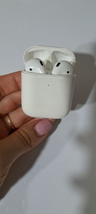 Продам наушники apple