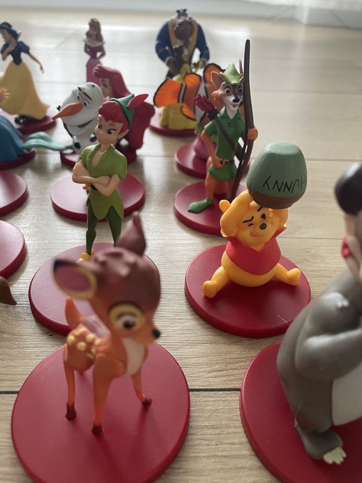 Zestaw ksiazek i figurek audiobajki disney deagostini