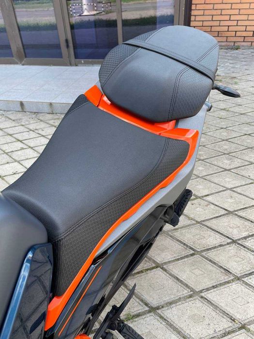 KTM Duke 390 2024 мотоцикл стрит naked