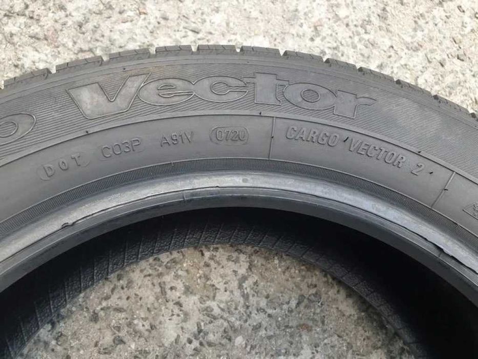 215/60 R17c 109/107T Goodyear CargoVector2 зима 2штуки 2020рік шини бу