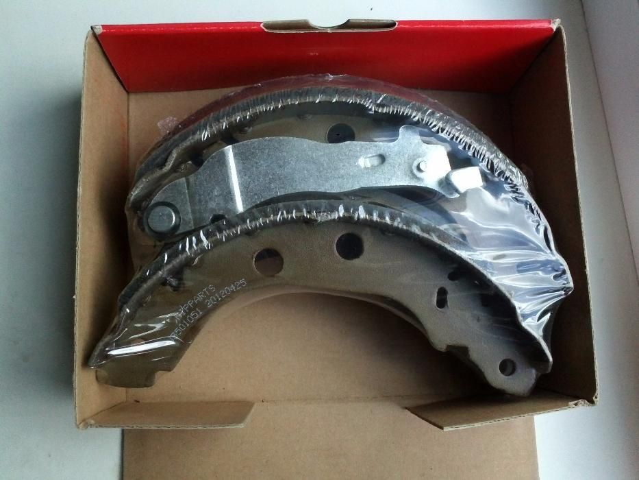 Комплект тормозных колодок NISSAN, RENAULT и др. J3501051 NIPPARTS