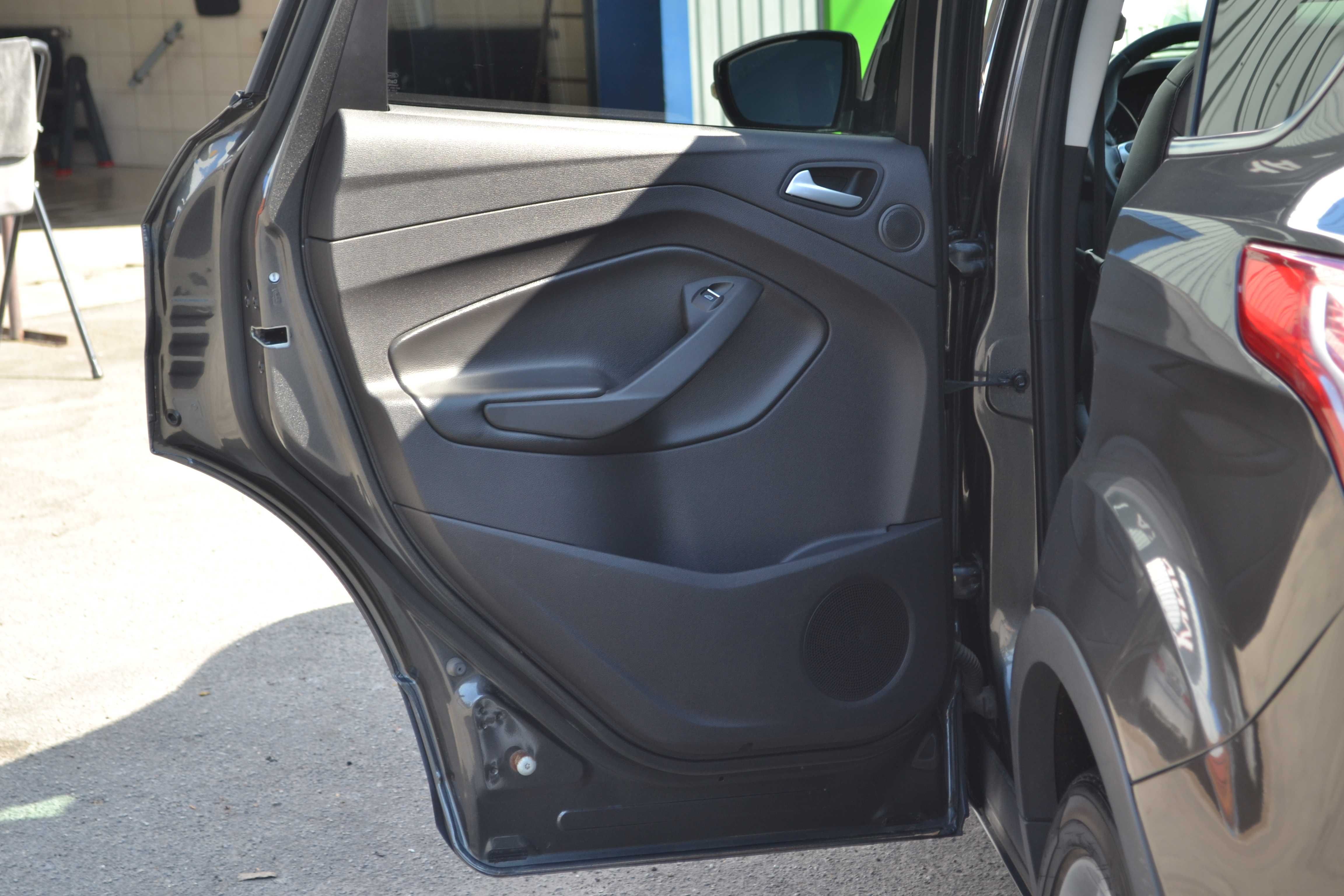 Ford Escape Titanium, 2015, в ідеальному стані від першого власника.
