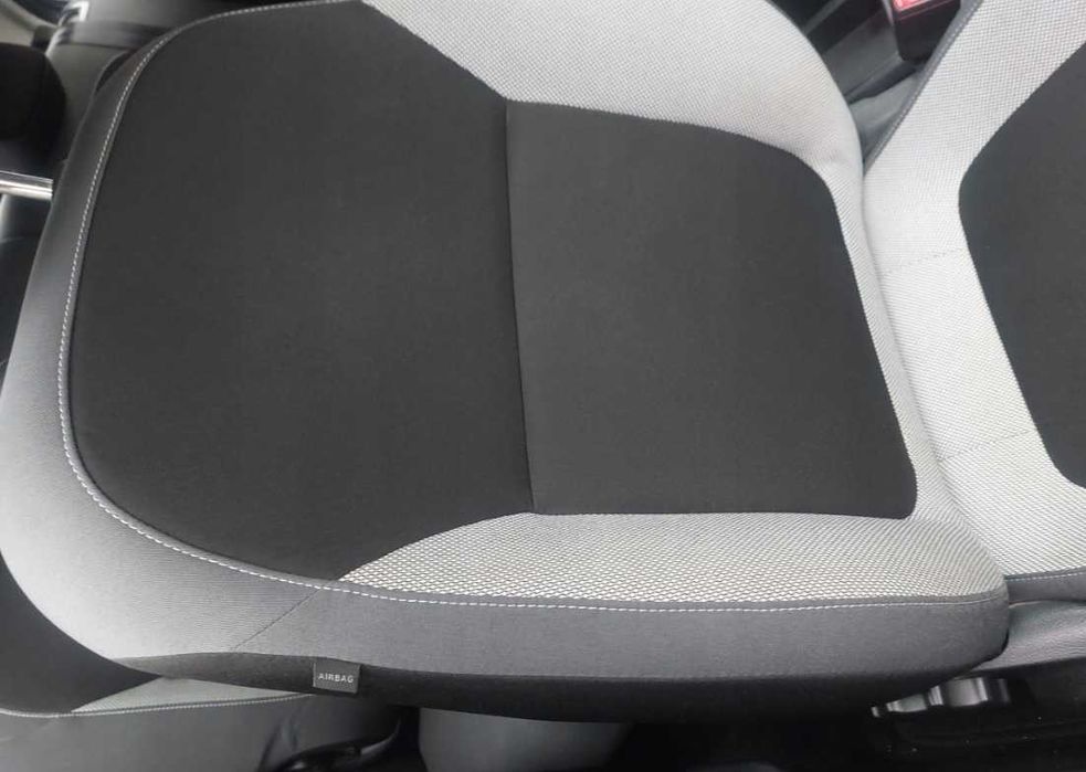 Skoda Fabia III Kombi Fotel Fotele Kanapa Komplet