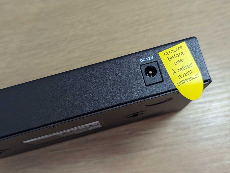 Свитч коммутатор не управляемый Linksys SE3008 8 Port Gigabit USA