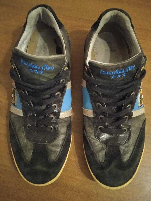 Чоловічі шкіряні мокасини.