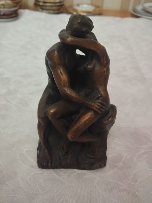 Бронзові Статуетки поцілунок