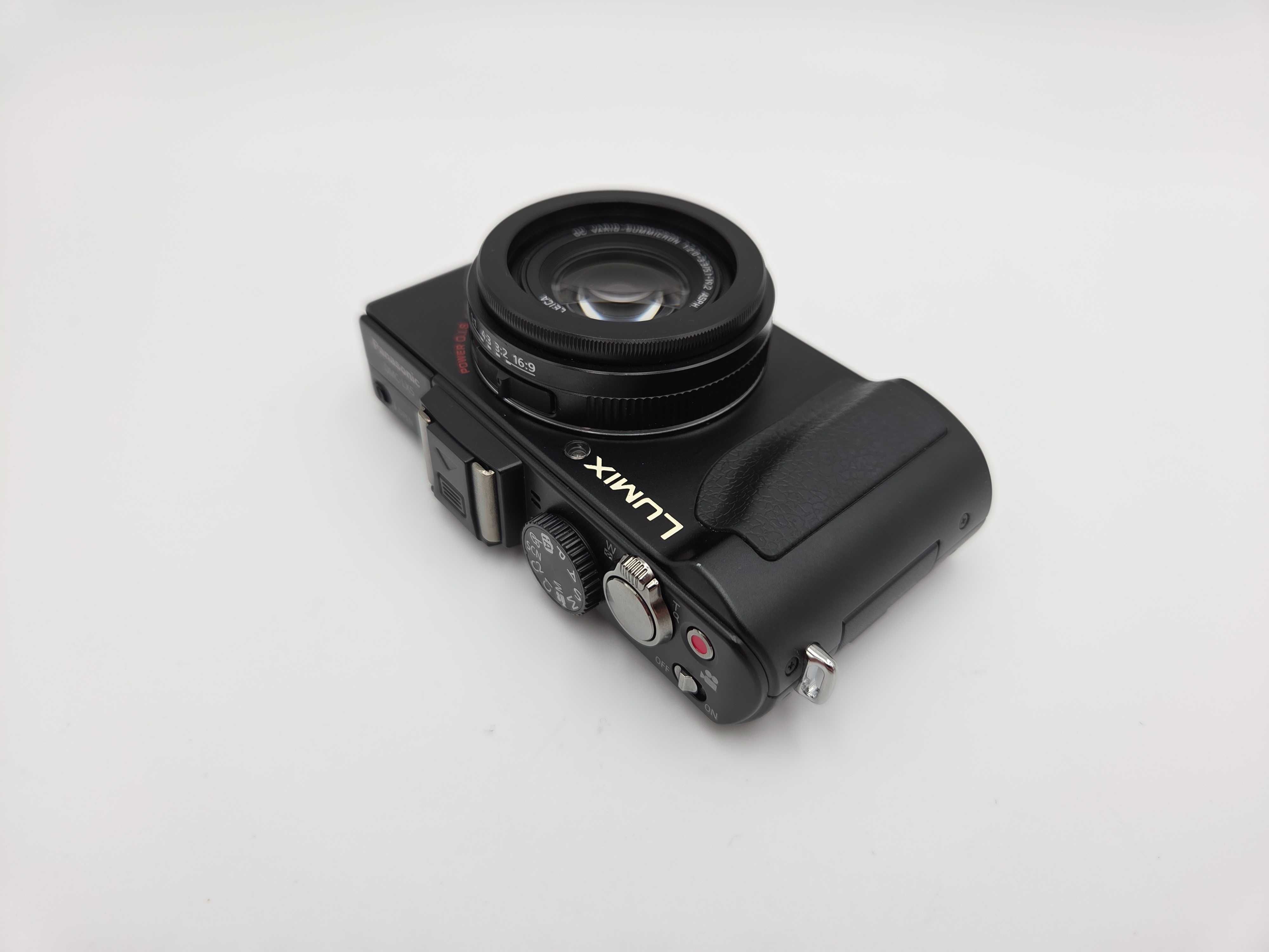 .Aparat Panasonic Lumix LX5 świetny cyfrowy kombajn - jak nowy