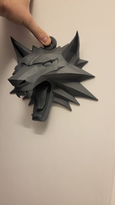 Ozdoba głowa wiedzmin na sciane