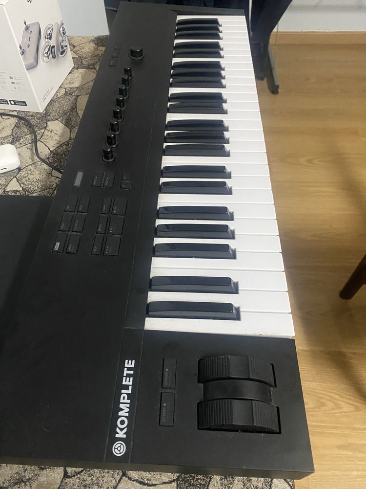 Komplete kontrol A49