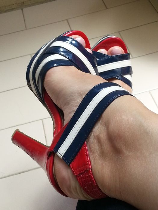 Sandálias EXÉ - tam 35