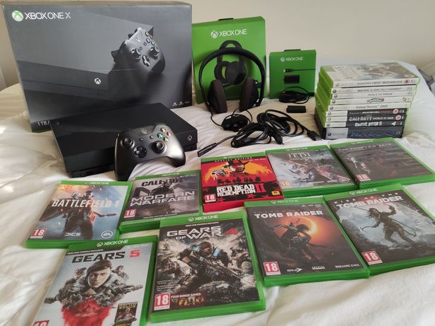 Xbox One X + acessórios + jogos