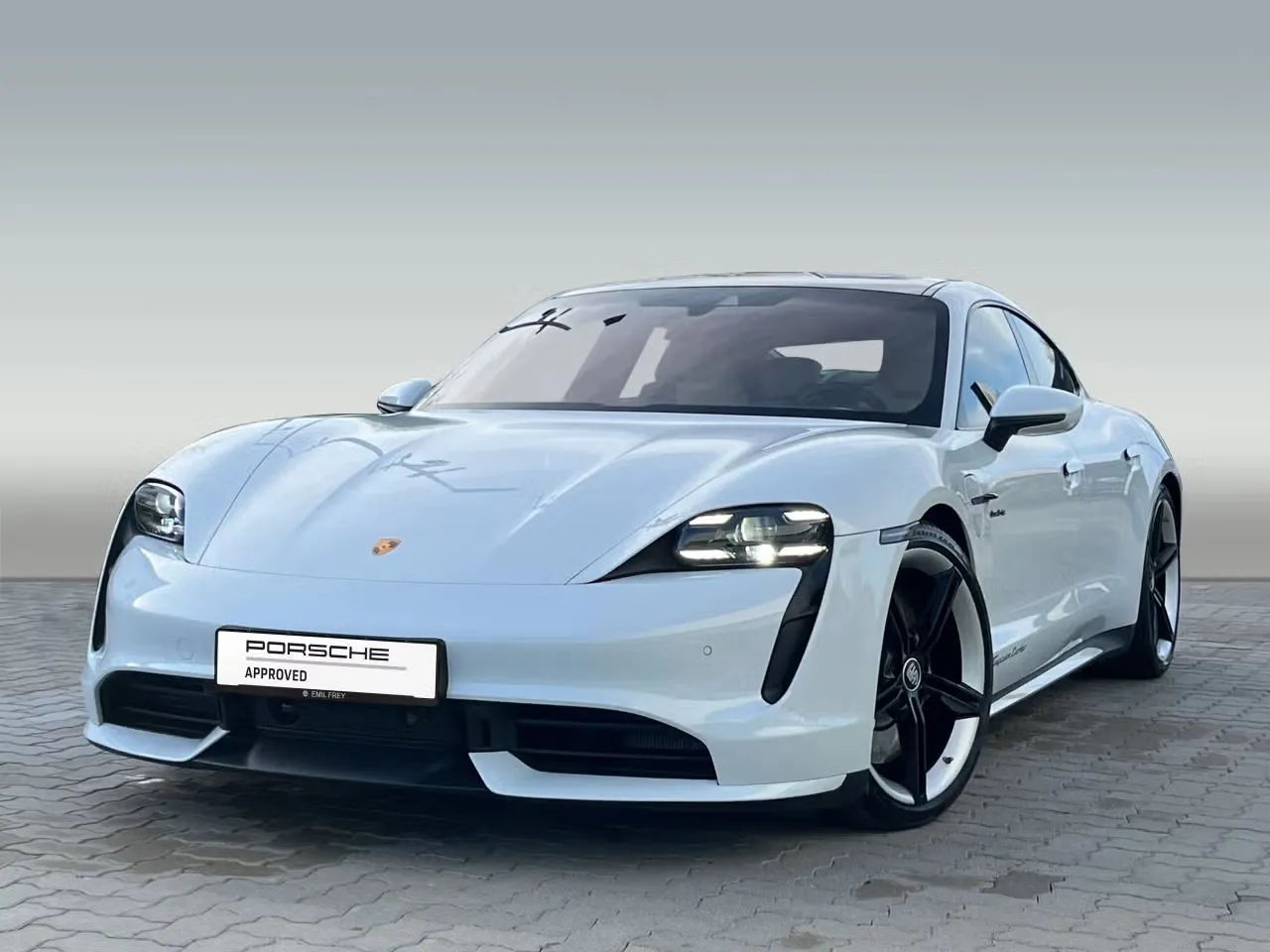 Porsche Taycan Porsche Taycan Turbo - 2.6 sec / 100kmh - 33 000km