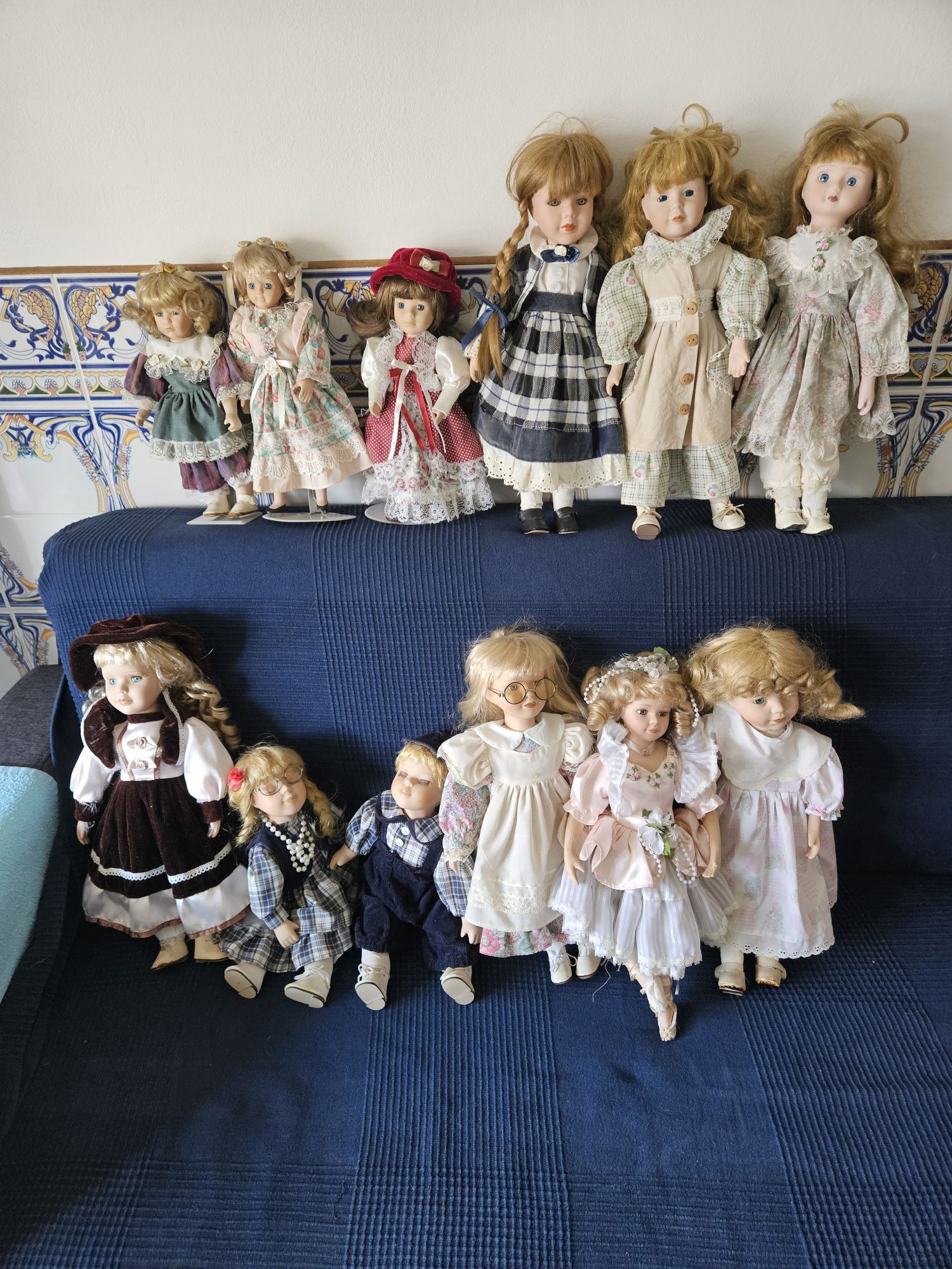Bonecas em porcelana