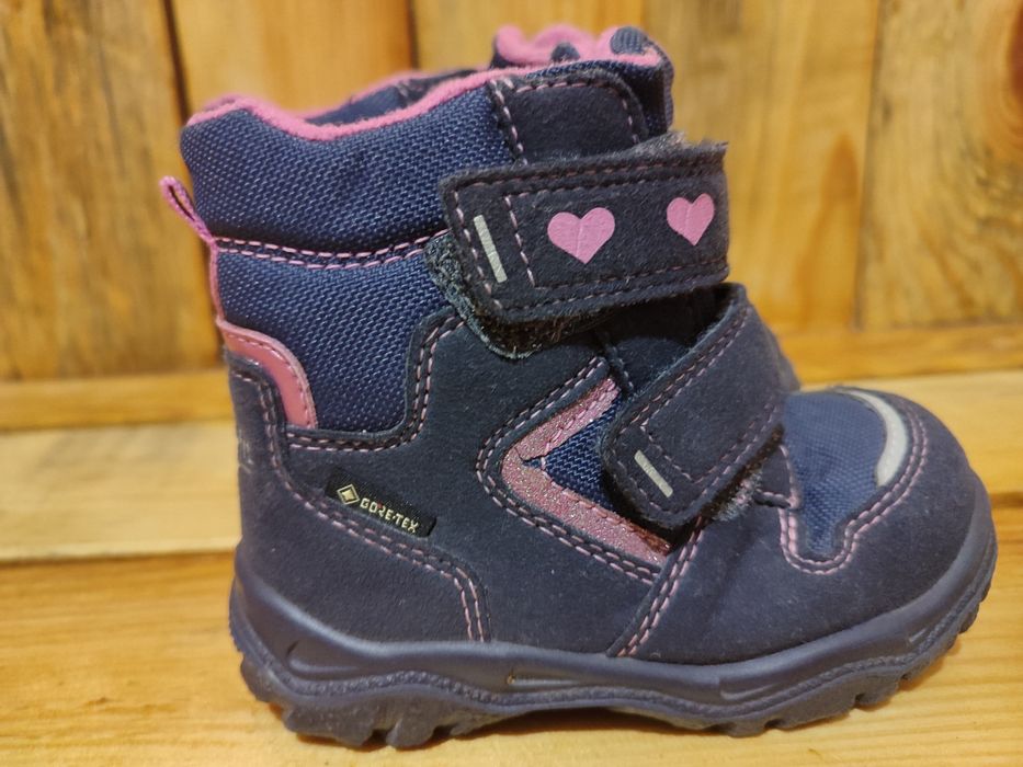 Зимові сапожки для дівчинки