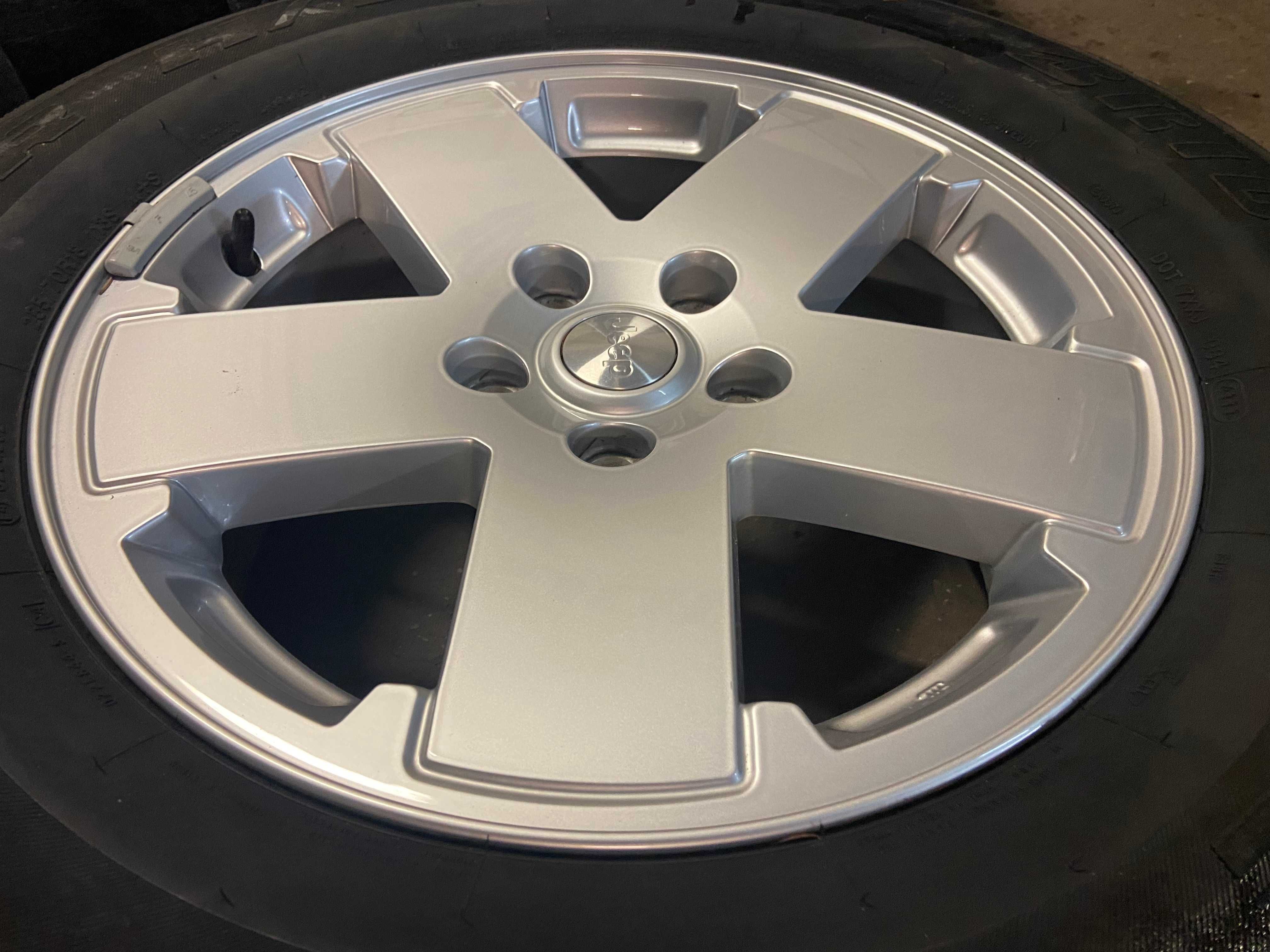 Koła alufelgi 18 oryginalne Jeep 5x127