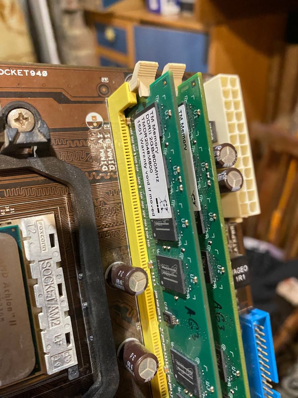 Athlon x2 255 + 4gb ddr2 +Asus M2N68