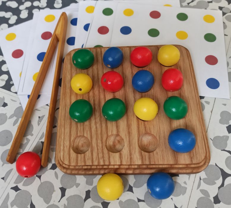 Развивающая игрушка "Цветные шарики"