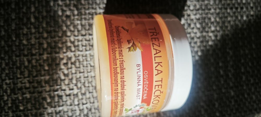 Ziołowa maść z dziurawca na bóle mięśniowo stawowe, regenerująca