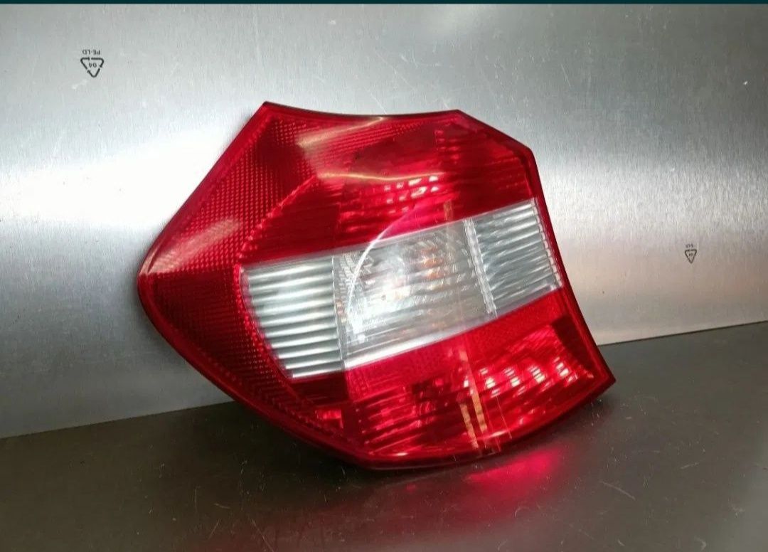 BMW 1 E87 04-07 przedlift lampa lewy tył lewa tylna EU igła idealna