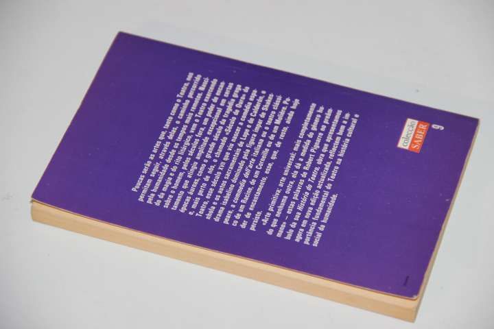 "História do Teatro" de Robert Pignarre