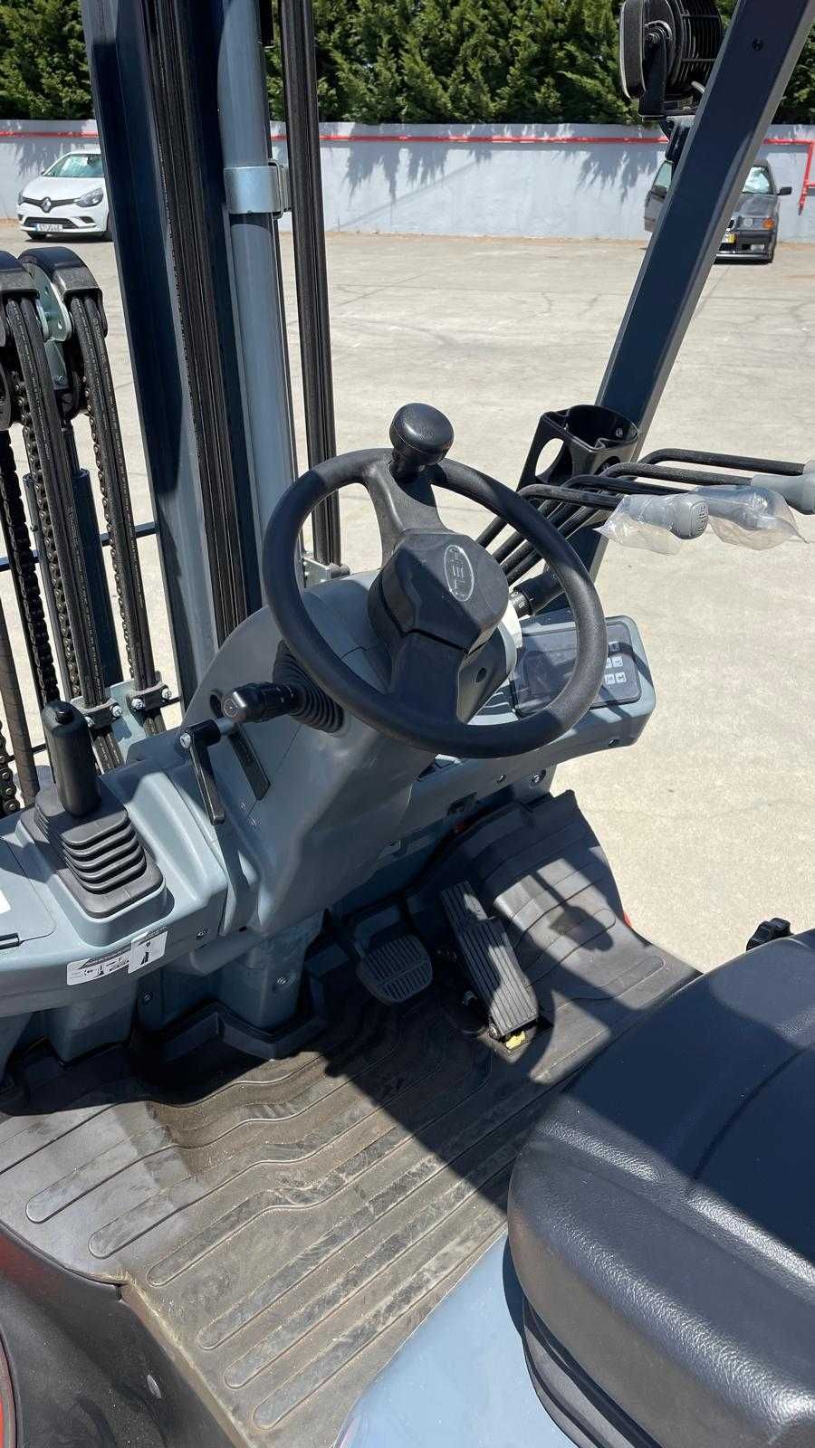Empilhador Eléctrico Heli 25 G2 Series
