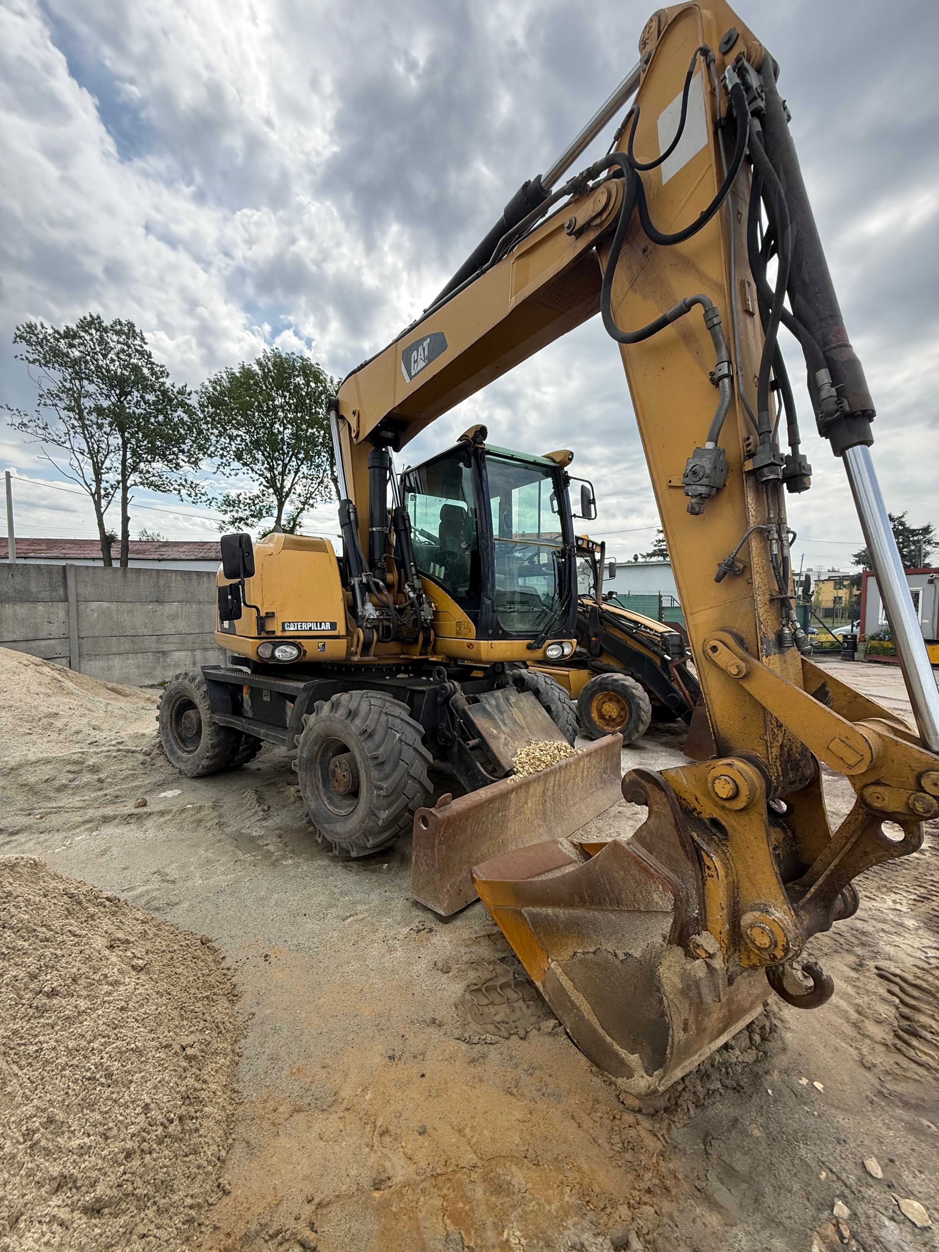 Caterpillar M313D 2008r