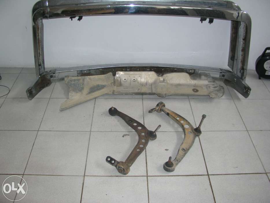 Vendo material Bmw e30